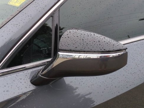 Used 2022 Lexus UX 200 image 12