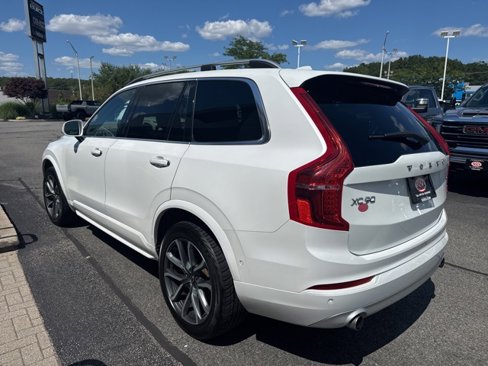 Used 2018 Volvo XC90 T5 Momentum w/ Convenience Package image 5