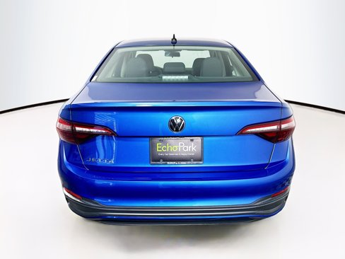 Used 2022 Volkswagen Jetta S image 7