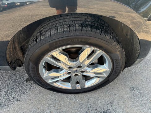 Used 2013 Ford Edge Limited image 29
