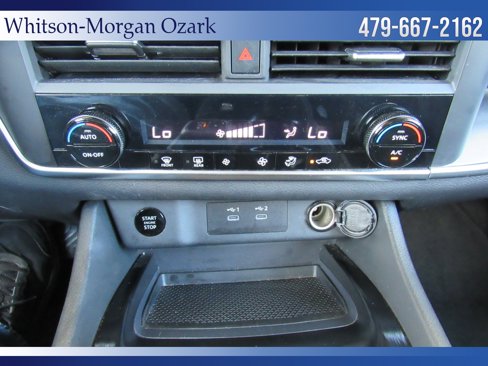 Used 2024 Nissan Rogue SV image 33