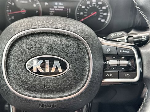 Used 2021 Kia Sorento S image 29