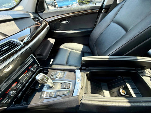 Used 2011 BMW 535i xDrive image 19