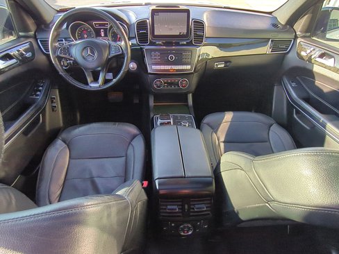 Used 2018 Mercedes-Benz GLS 550 4MATIC image 30