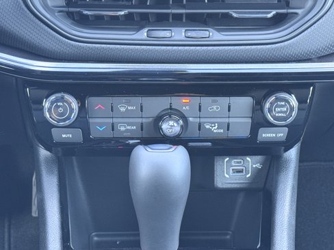 New 2026 Jeep Compass Latitude image 24