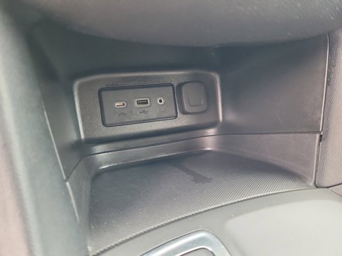 Used 2023 Chevrolet Equinox LT image 33