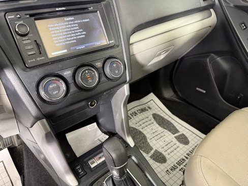 Used 2015 Subaru Forester 2.5i Touring w/ Eyesight & Navigation System image 20