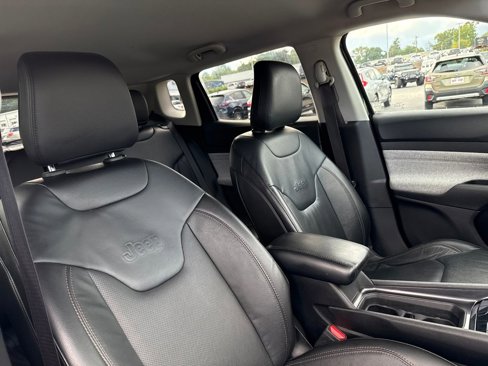 Used 2022 Jeep Compass Latitude image 14