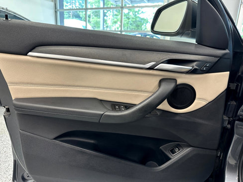 Used 2018 BMW X1 xDrive28i image 13