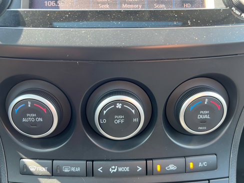 Used 2013 MAZDA MAZDA3 i Grand Touring image 26