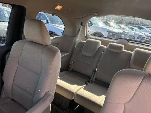 Used 2014 Honda Odyssey LX image 20