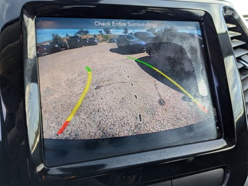 Used 2019 Jeep Cherokee Limited w/ Trailer Tow Group image 14