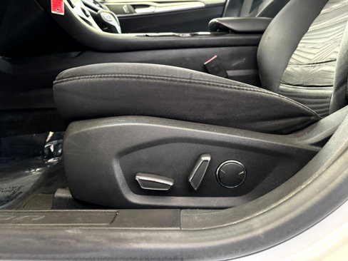 Used 2016 Ford Fusion SE image 14