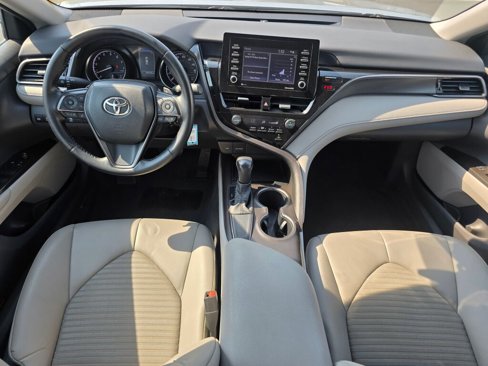 Used 2021 Toyota Camry SE image 19