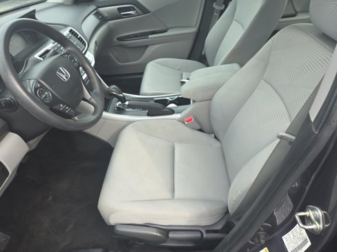 Used 2015 Honda Accord LX image 10