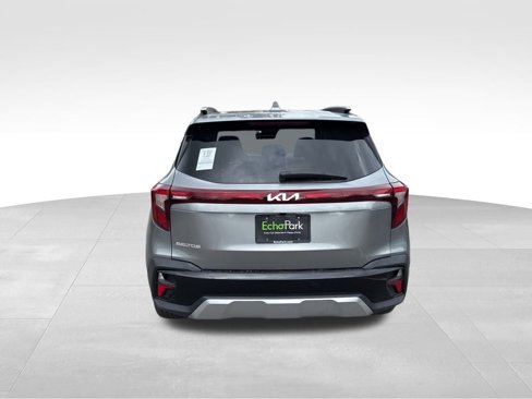 Used 2024 Kia Seltos S image 6
