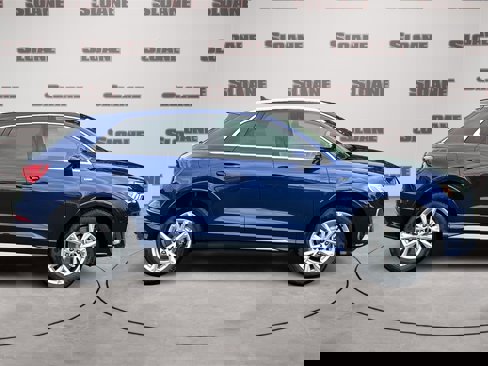 New 2025 Audi Q3 2.0T Premium image 6