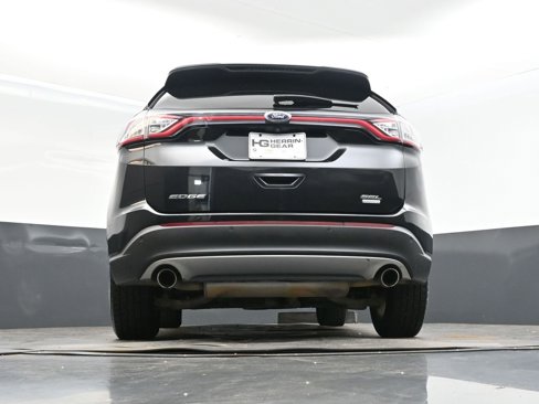 Used 2015 Ford Edge SEL w/ Equipment Group 201A image 43