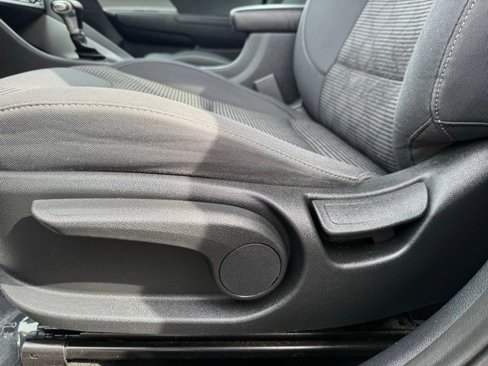 Used 2019 Kia Niro LX image 23