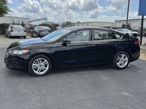 Used 2018 Ford Fusion SE image 4