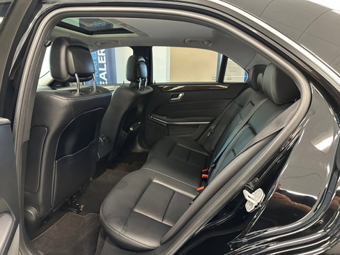 Used 2014 Mercedes-Benz E 350 Sedan image 23