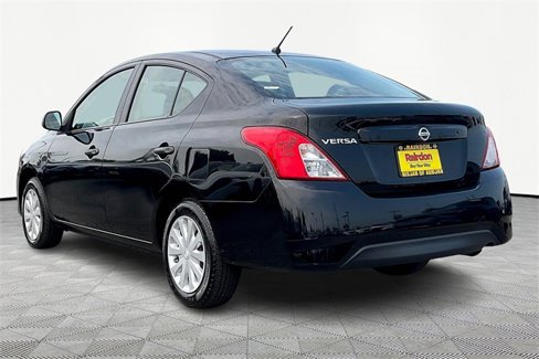 Used 2015 Nissan Versa S image 11