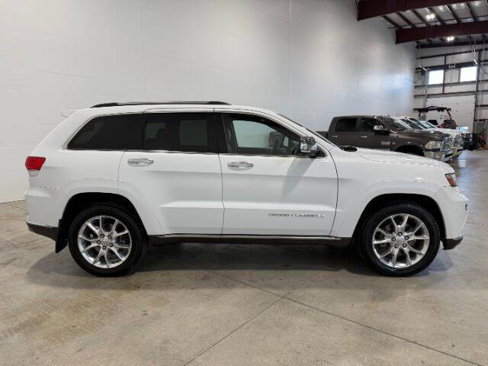 Used 2014 Jeep Grand Cherokee Summit image 7