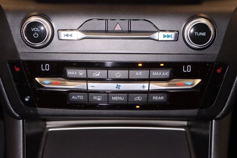 Certified 2020 Ford Explorer XLT w/ Equipment Group 202A image 35