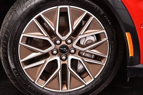 Used 2024 Ford Mustang Mach-E Premium image 9