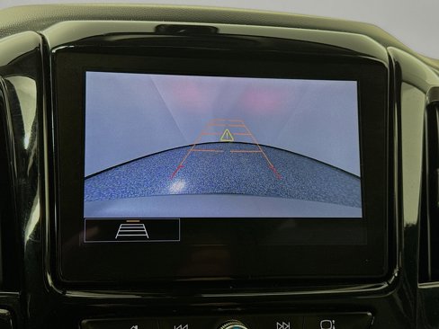 Used 2020 Chevrolet Traverse LT image 13