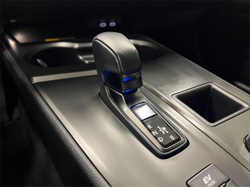 Used 2025 Lexus UX 300h FWD image 21