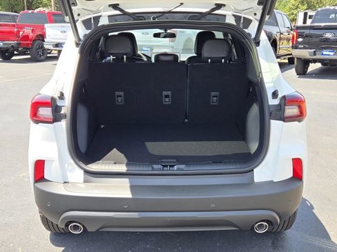 New 2025 Ford Escape ST-Line w/ Equipment Group 301A image 9