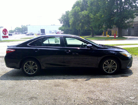 Used 2015 Toyota Camry XLE image 8