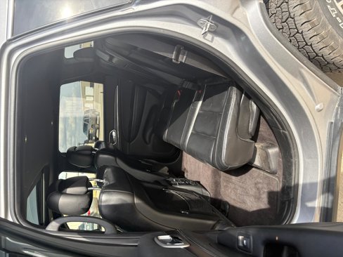 Used 2018 Jeep Grand Cherokee Limited image 14