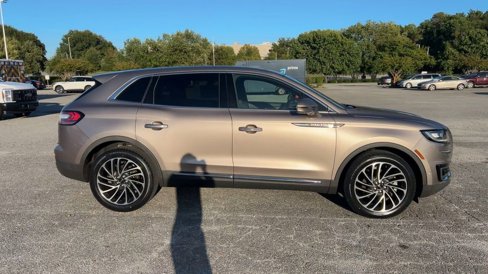 Used 2020 Lincoln Nautilus Reserve image 9
