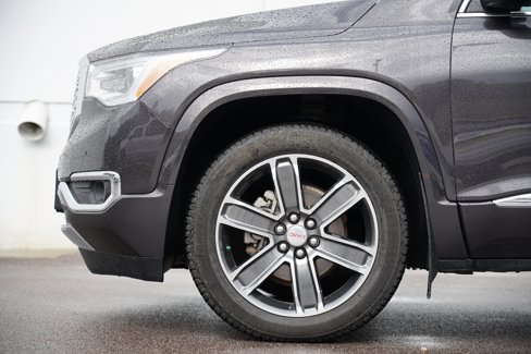 Used 2018 GMC Acadia Denali w/ Technology Package image 11