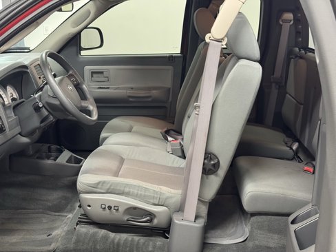 Used 2005 Dodge Dakota SLT image 20
