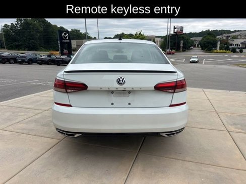 Used 2020 Volkswagen Passat 2.0T R-Line image 4
