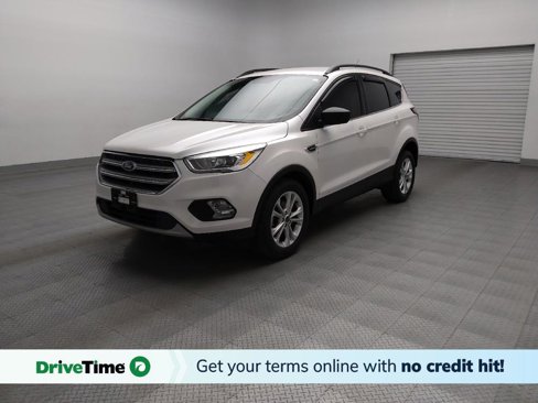 Used 2017 Ford Escape SE w/ Equipment Group 201A image 1