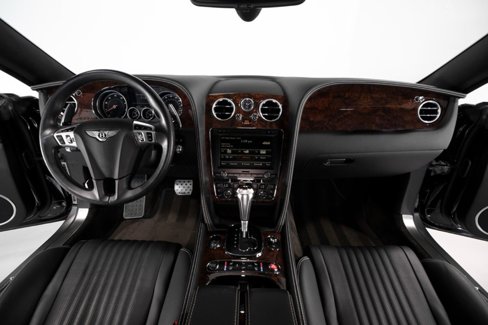 Used 2017 Bentley Continental GT image 23