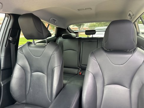 Used 2019 Toyota Prius image 11