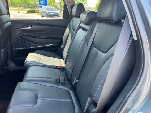 Used 2019 Hyundai Santa Fe AWD image 12