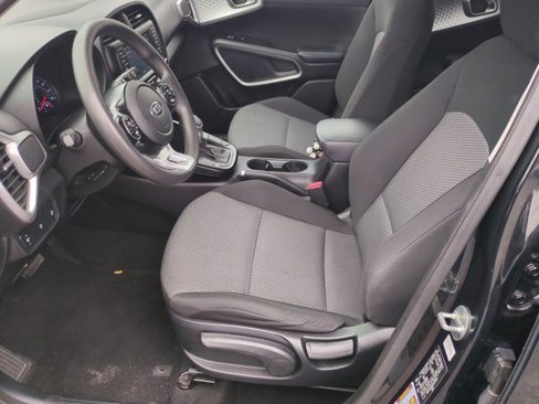 Used 2021 Kia Soul LX image 14