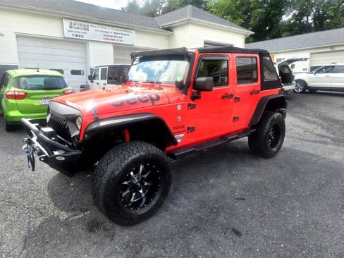 Used 2013 Jeep Wrangler Unlimited Sport image 4