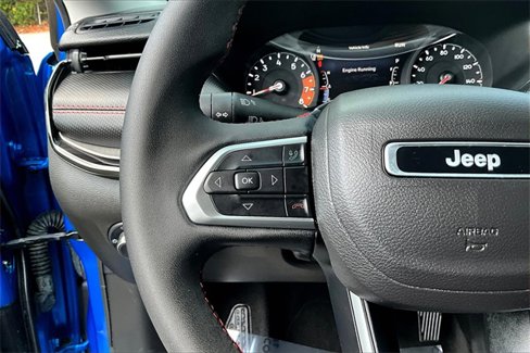 Used 2022 Jeep Compass Trailhawk image 11