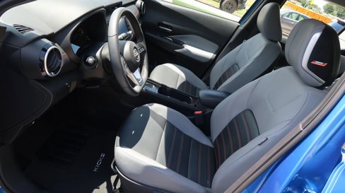 Used 2023 Nissan Kicks SR w/ SR Premium Package image 16