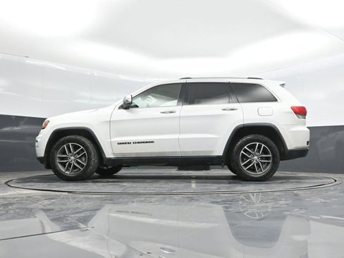Used 2018 Jeep Grand Cherokee Limited image 42