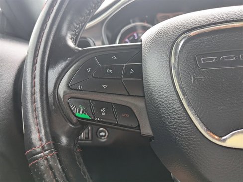 Used 2019 Dodge Challenger SXT image 21