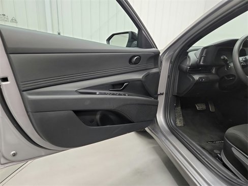 Used 2025 Hyundai Elantra Sport w/ Cargo Package image 26