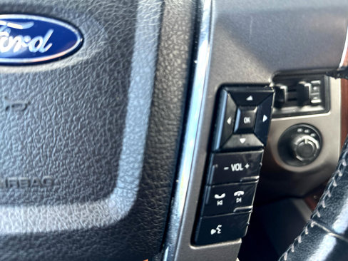 Used 2017 Ford Expedition EL Platinum image 16